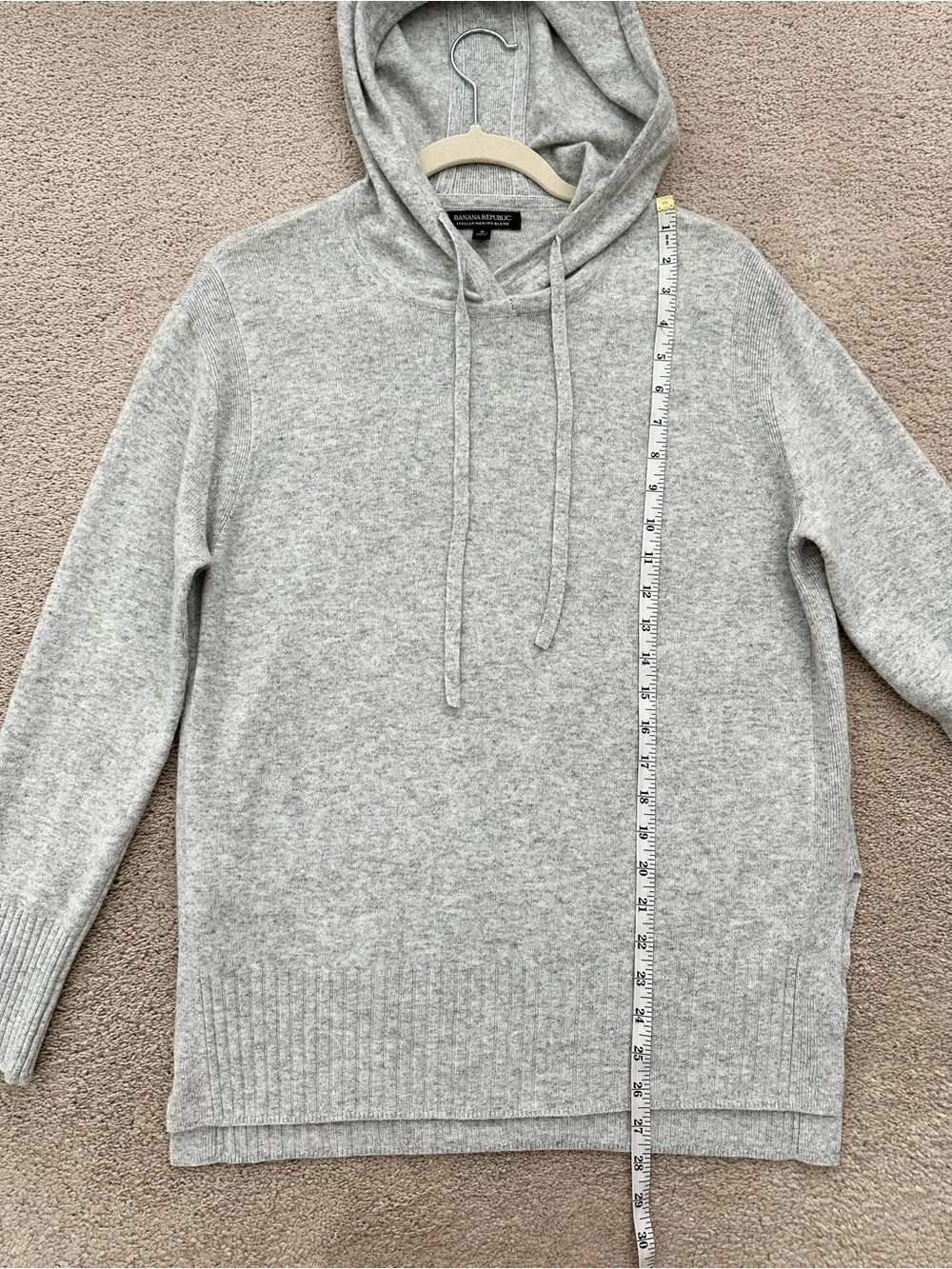 Fall Merino Wool Light Heather Grey Lightweight Hoodie Sweater - Banana Republic - Picture 14 of 17